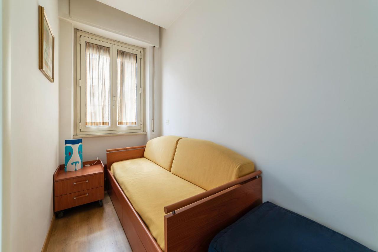 Sunny Apartment Piramide โรม ภายนอก รูปภาพ