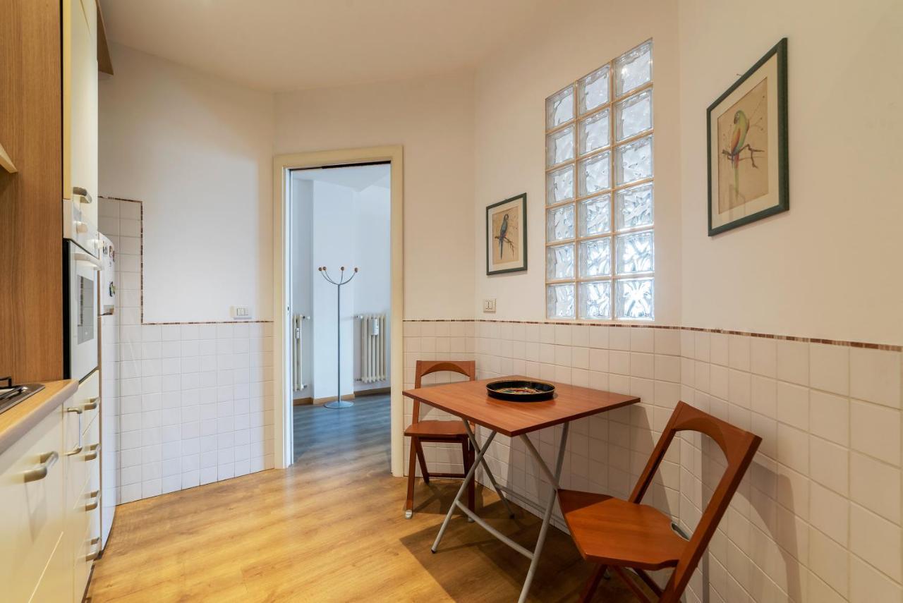 Sunny Apartment Piramide โรม ภายนอก รูปภาพ