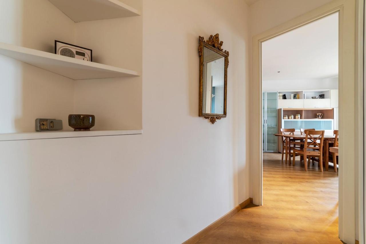 Sunny Apartment Piramide โรม ภายนอก รูปภาพ
